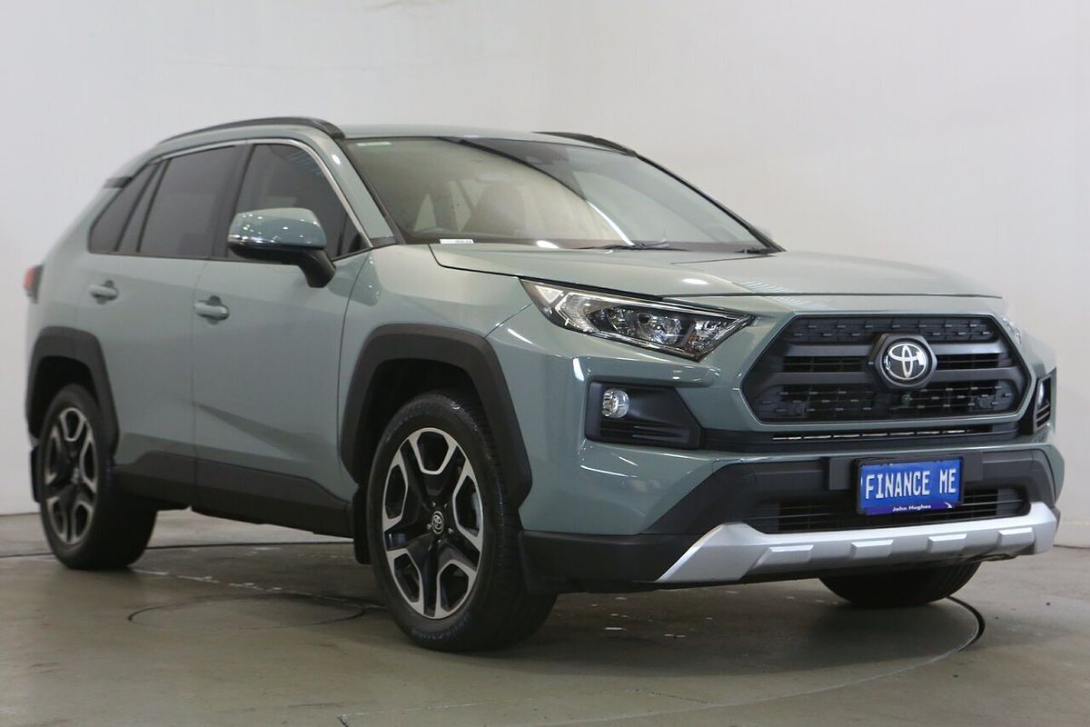 2021 Toyota RAV4 Edge AXAA54R