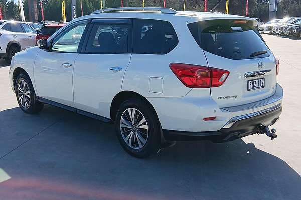 2017 Nissan Pathfinder ST R52 Series II