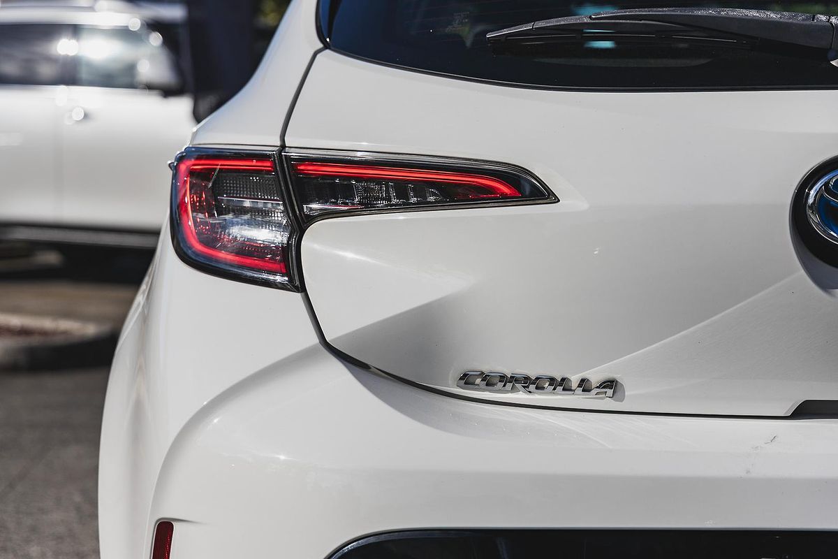 2020 Toyota Corolla Ascent Sport Hybrid ZWE211R