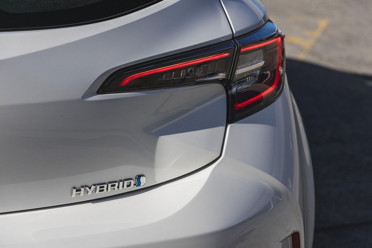 2020 Toyota Corolla Ascent Sport Hybrid ZWE211R