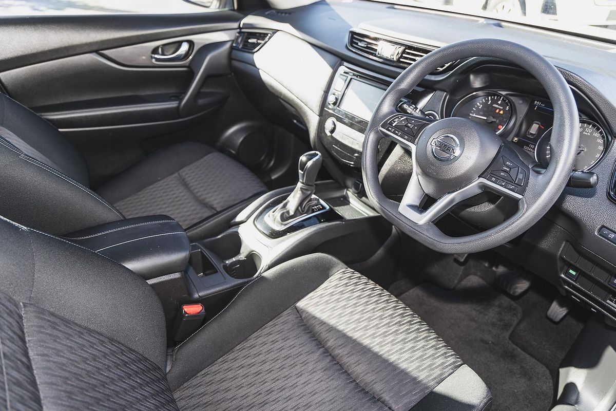 2022 Nissan X-TRAIL ST T32