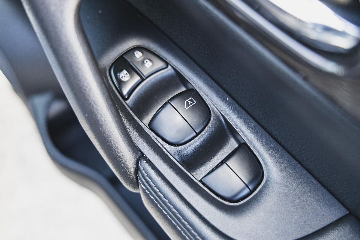 2022 Nissan X-TRAIL ST T32
