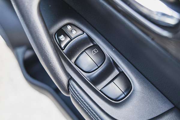2022 Nissan X-TRAIL ST T32
