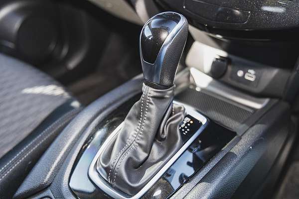2022 Nissan X-TRAIL ST T32