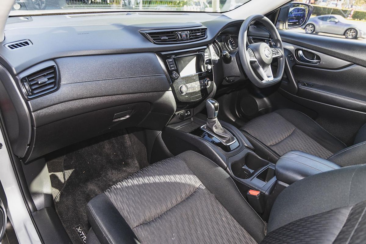 2022 Nissan X-TRAIL ST T32
