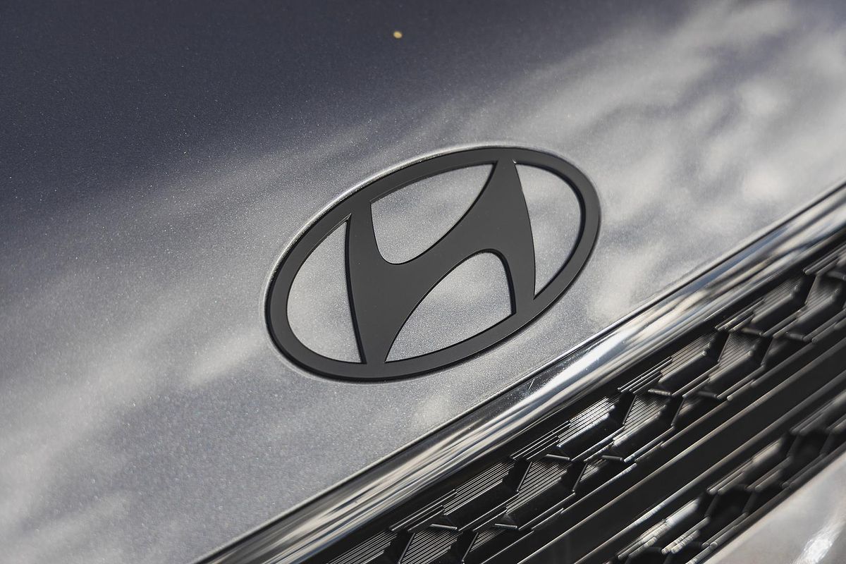 2025 Hyundai Santa Fe Hybrid Calligraphy MX5.V1