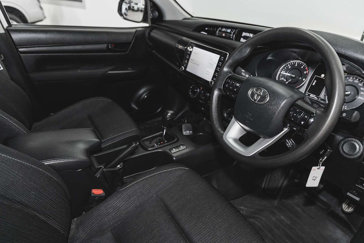 2023 Toyota Hilux SR GUN126R 4X4