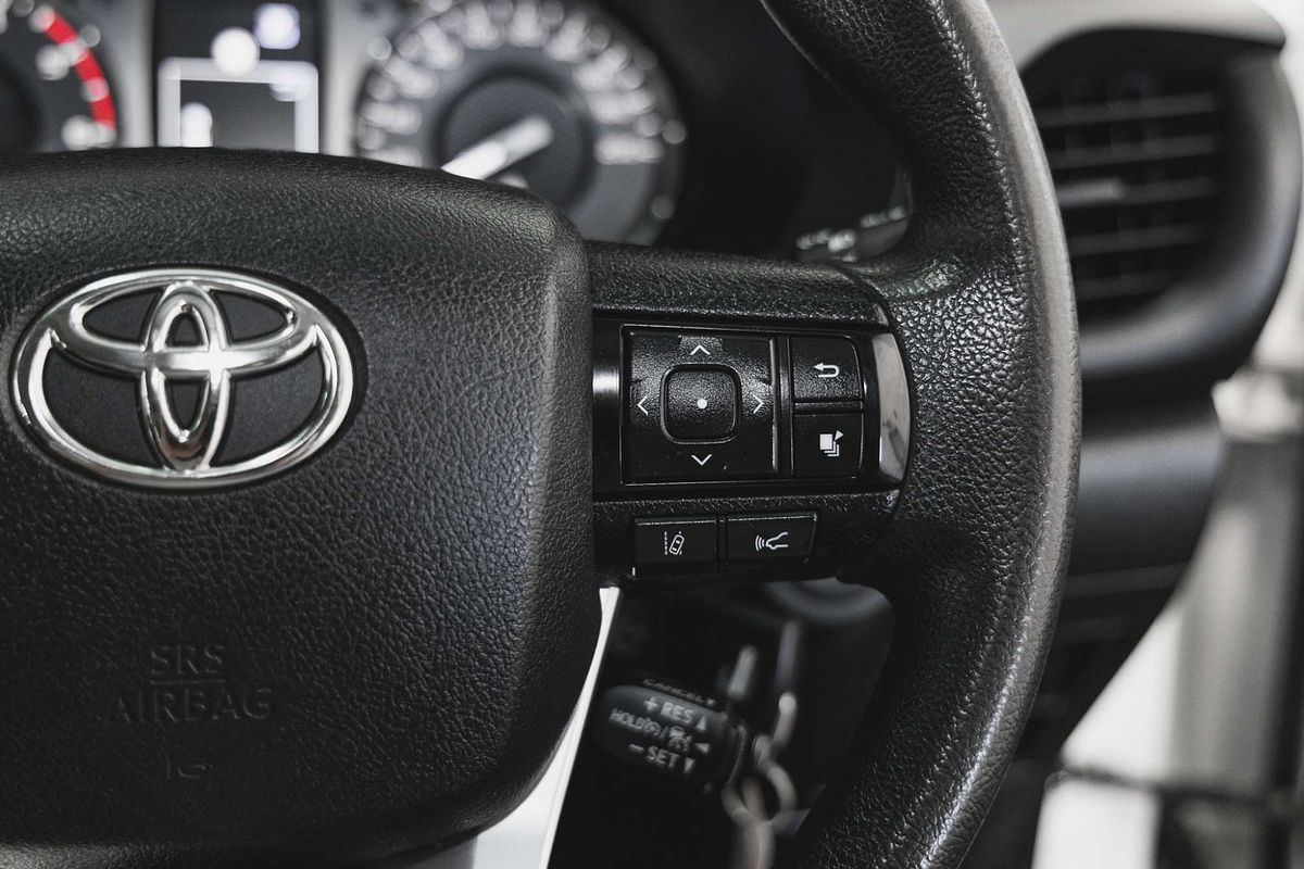 2023 Toyota Hilux SR GUN126R 4X4