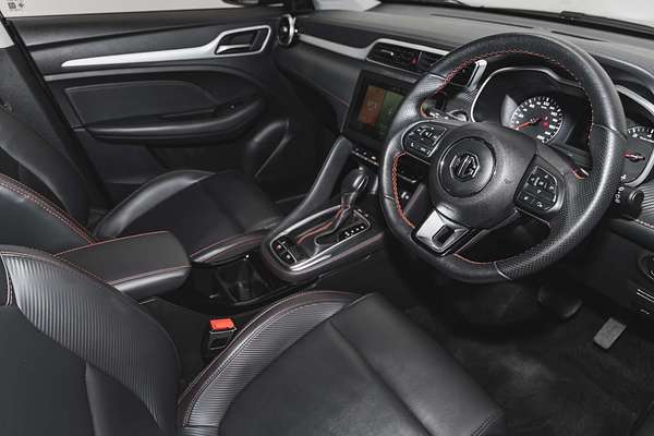 2023 MG ZST Excite