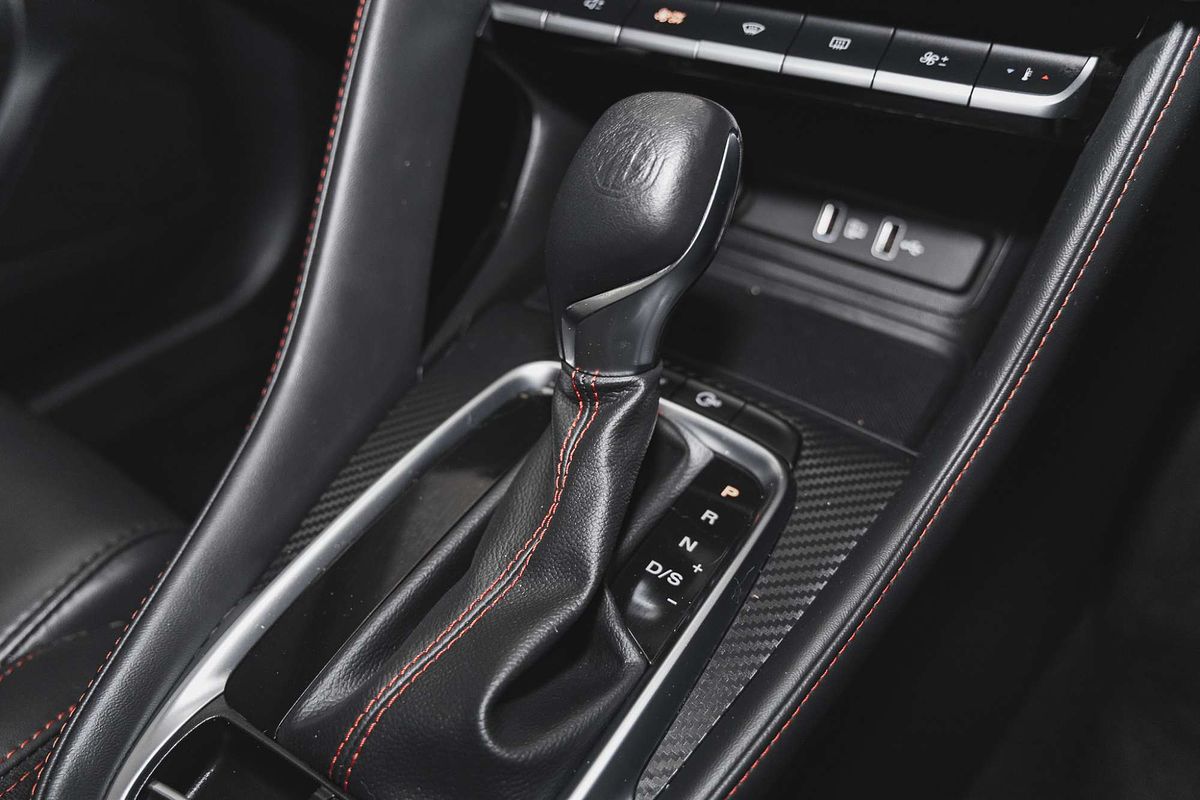 2023 MG ZST Excite