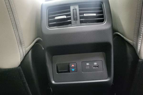 2025 Nissan X-TRAIL Ti e-POWER T33