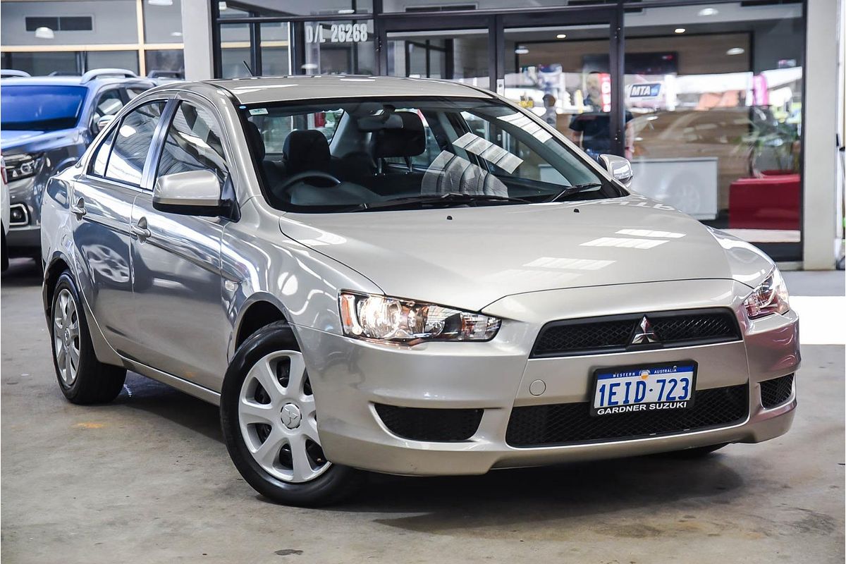 2013 Mitsubishi Lancer ES CJ