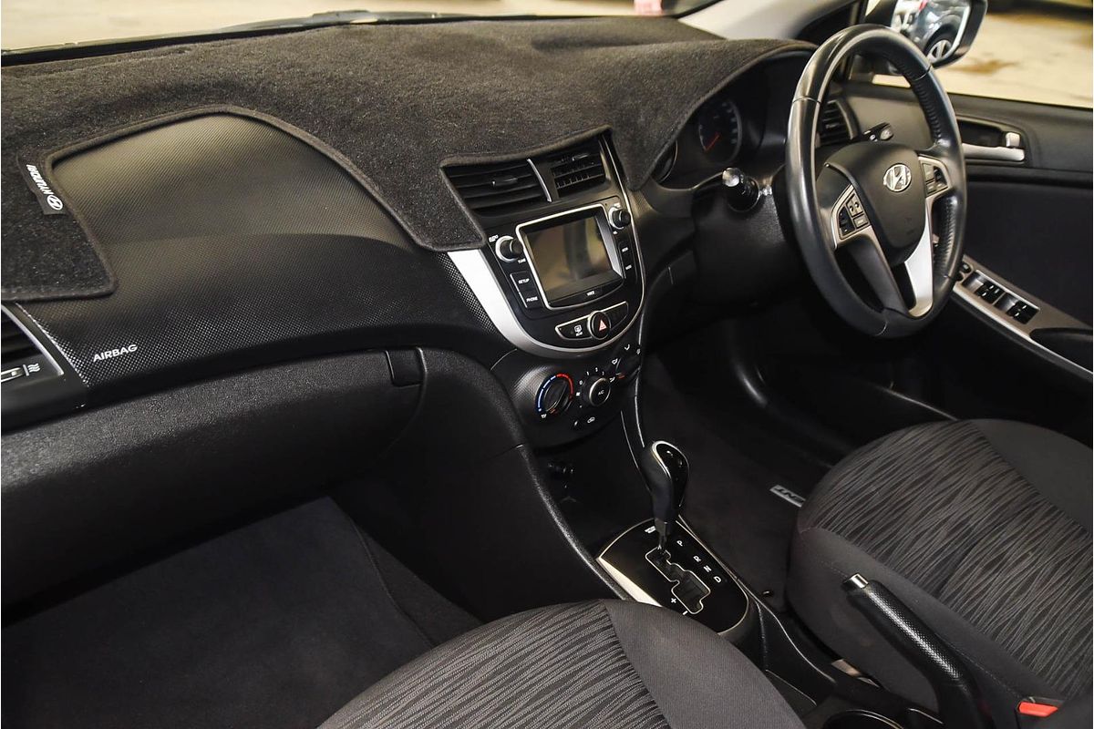 2018 Hyundai Accent Sport RB6