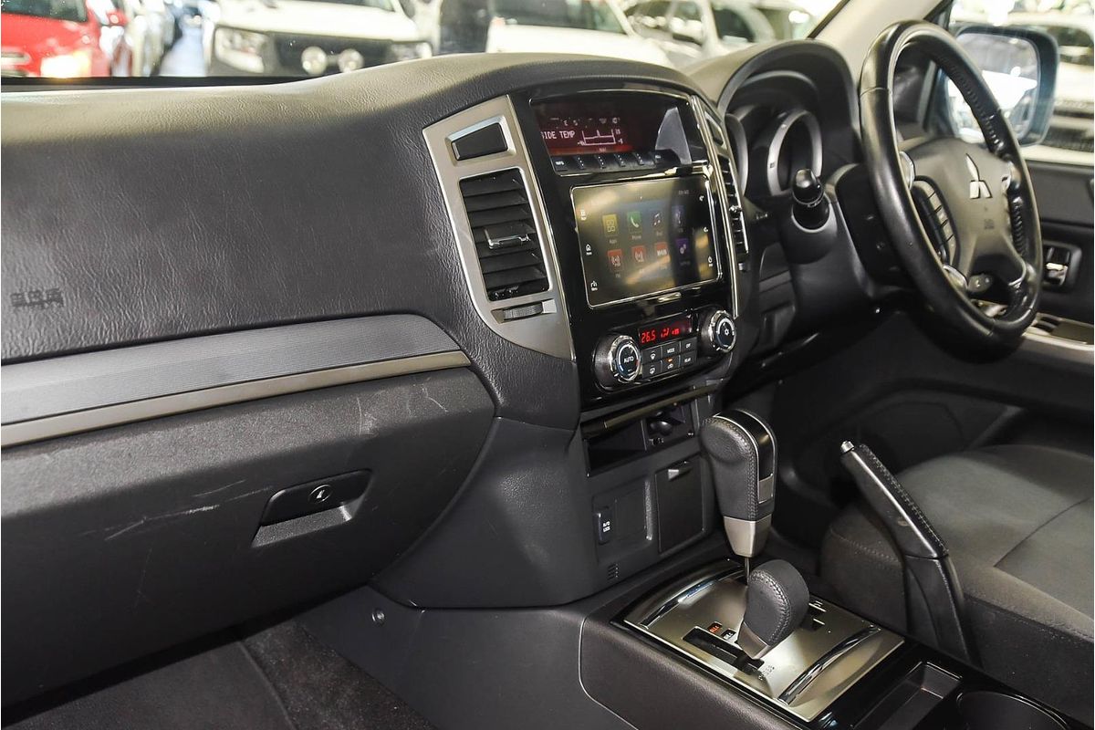 2019 Mitsubishi Pajero GLX NX