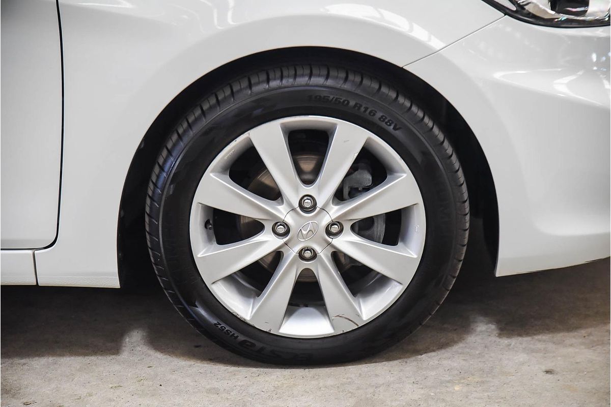 2018 Hyundai Accent Sport RB6
