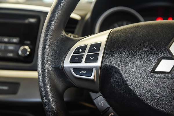 2013 Mitsubishi Lancer ES CJ