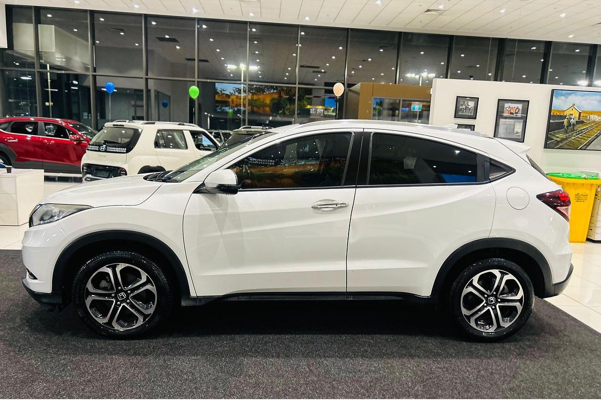 2017 Honda HR-V VTi-L
