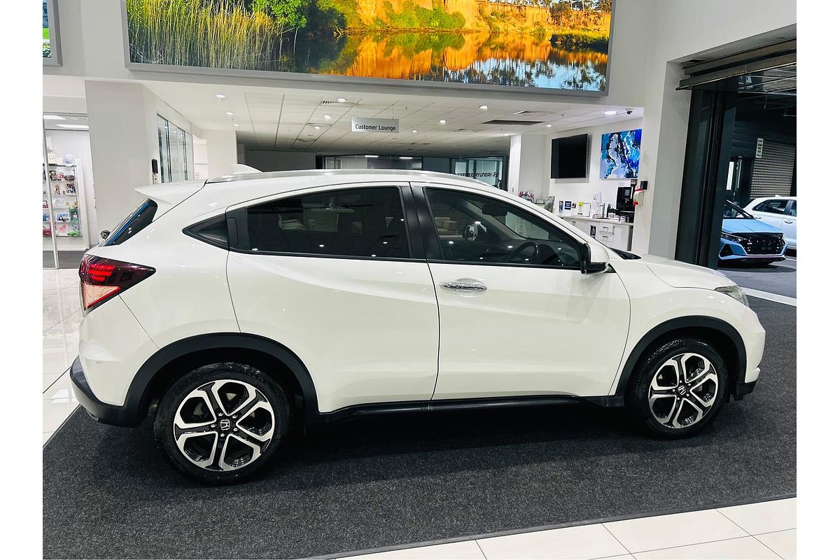 2017 Honda HR-V VTi-L
