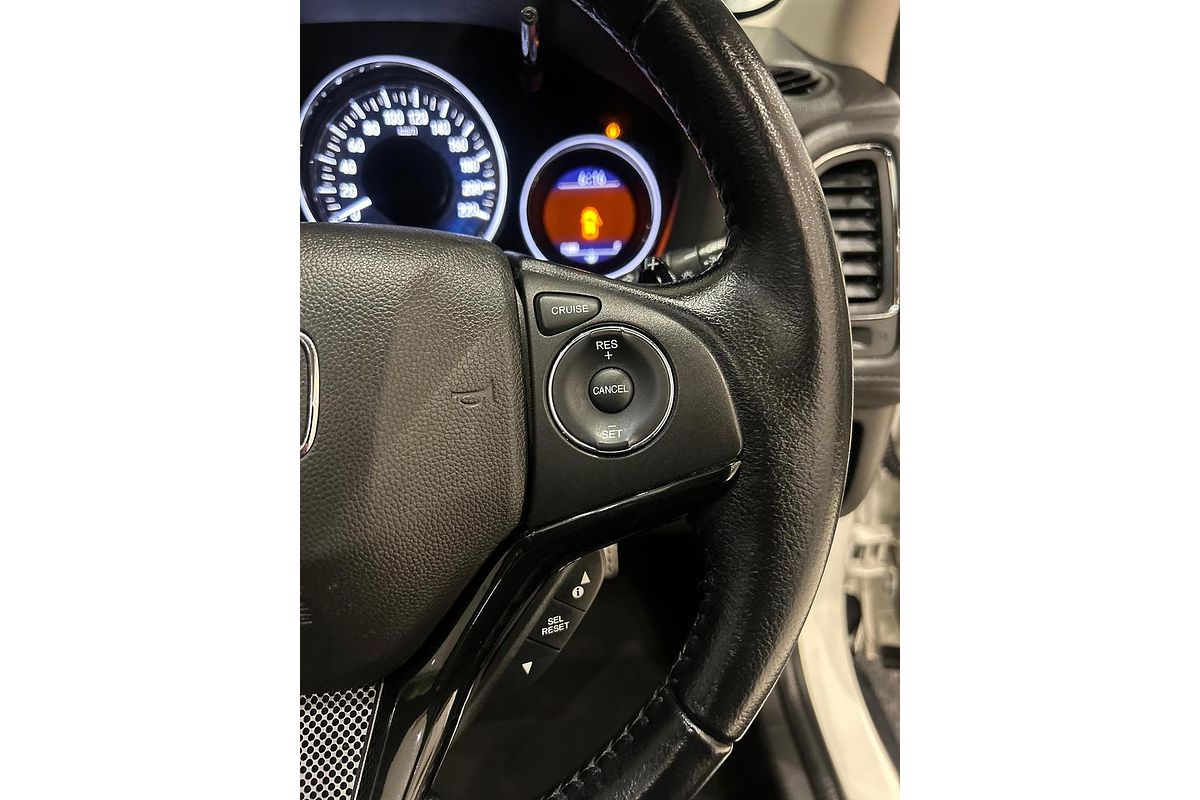2017 Honda HR-V VTi-L