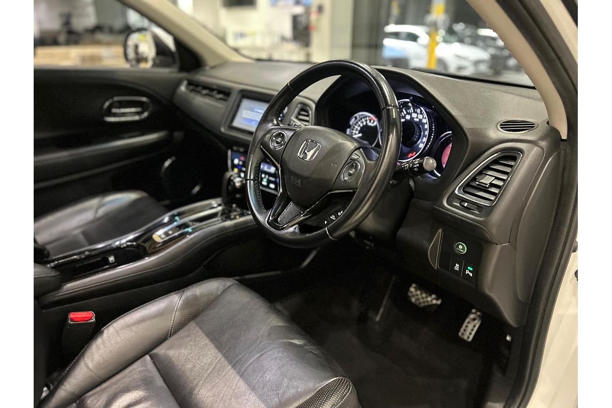 2017 Honda HR-V VTi-L