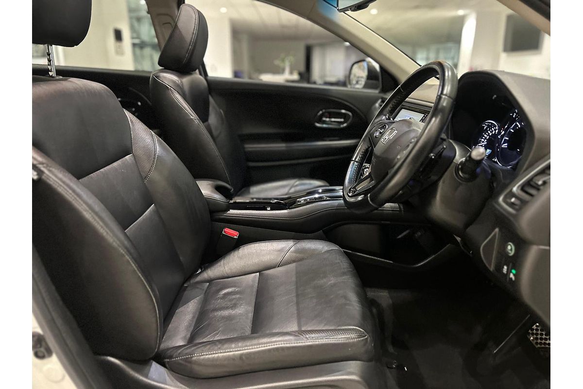 2017 Honda HR-V VTi-L