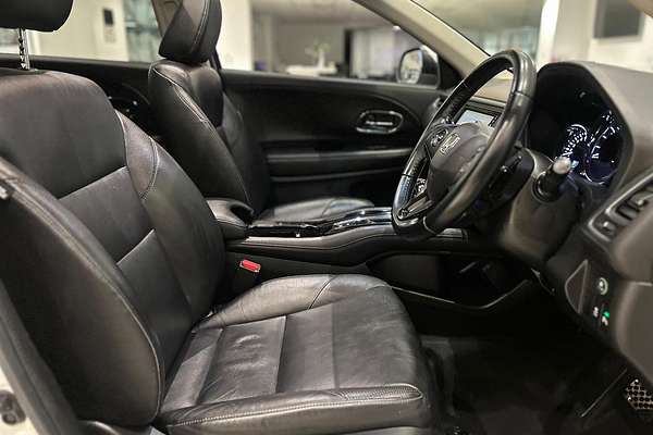 2017 Honda HR-V VTi-L