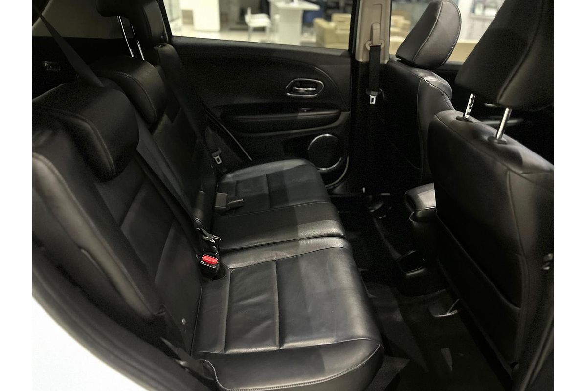 2017 Honda HR-V VTi-L
