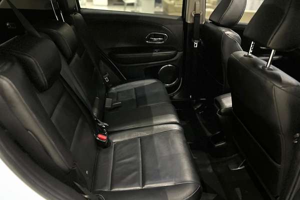 2017 Honda HR-V VTi-L