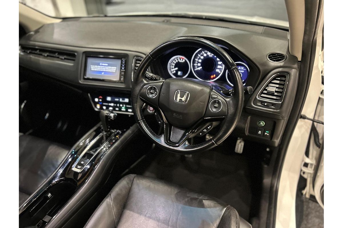 2017 Honda HR-V VTi-L