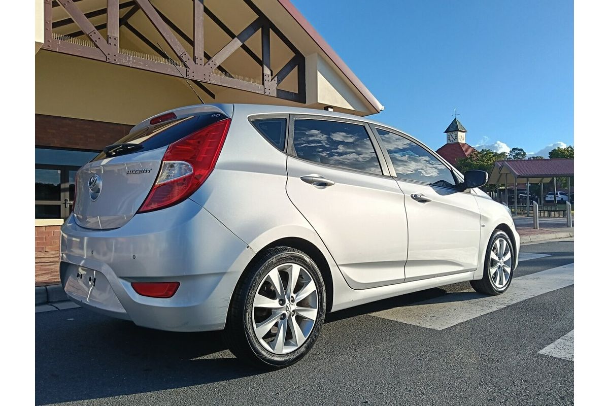 2012 Hyundai Accent Premium RB