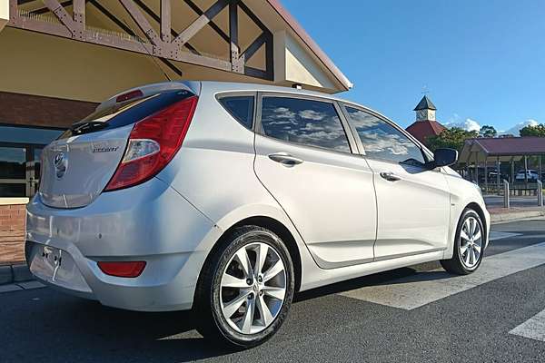 2012 Hyundai Accent Premium RB