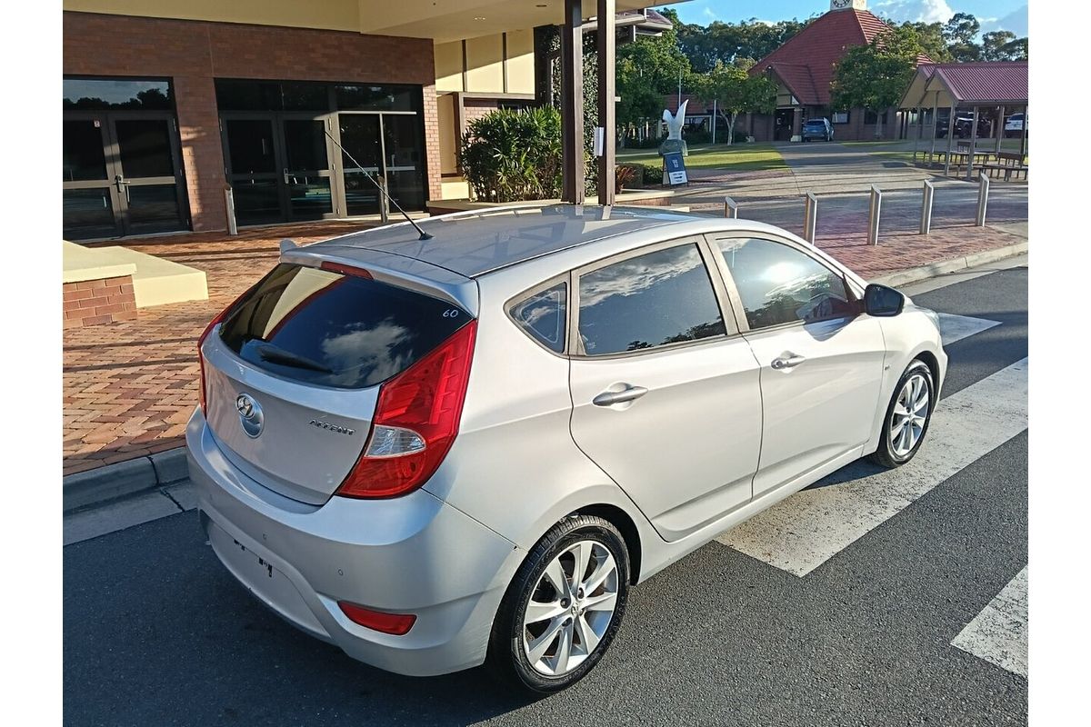 2012 Hyundai Accent Premium RB