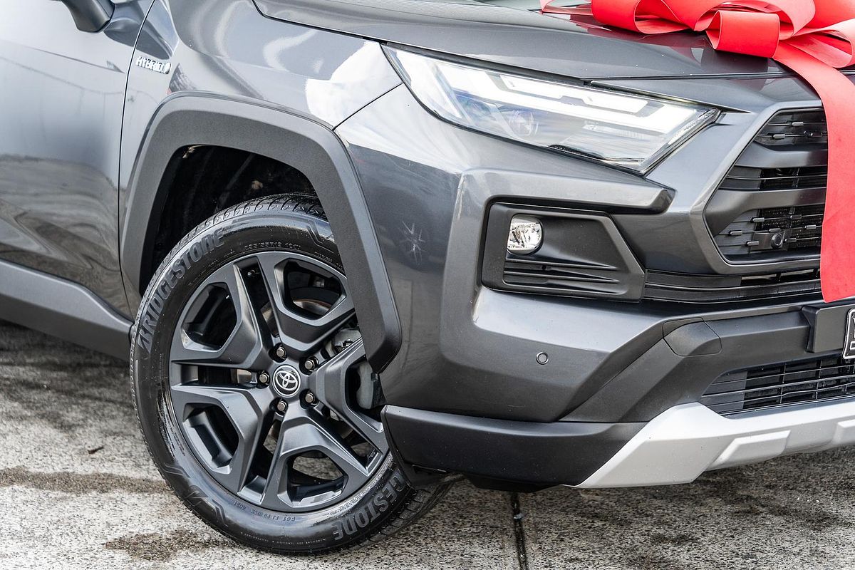 2021 Toyota RAV4 Edge AXAH54R