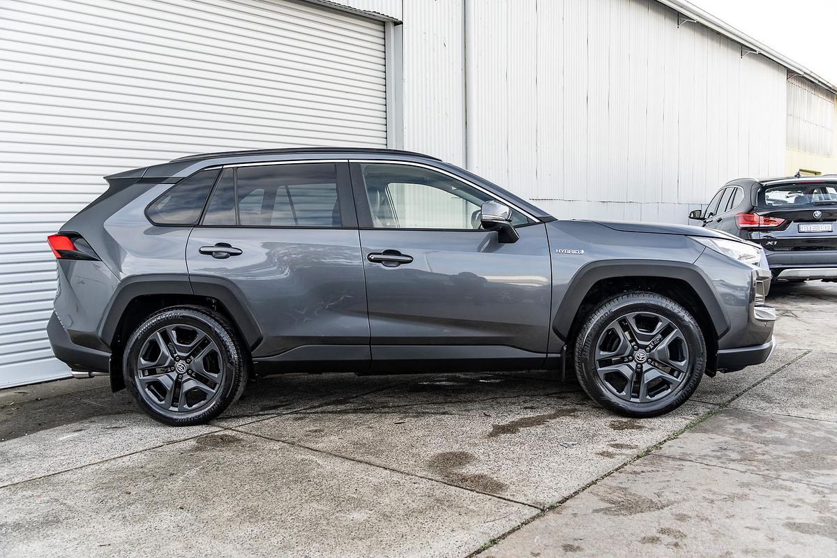 2021 Toyota RAV4 Edge AXAH54R