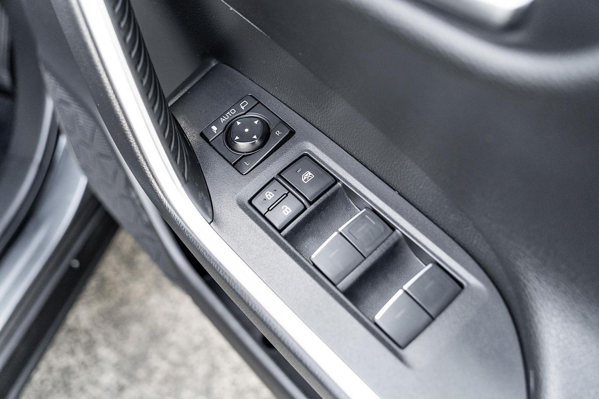 2021 Toyota RAV4 Edge AXAH54R