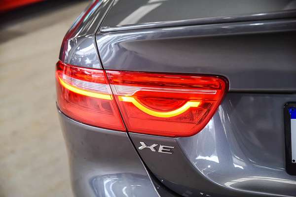 2018 Jaguar XE 20d Prestige X760