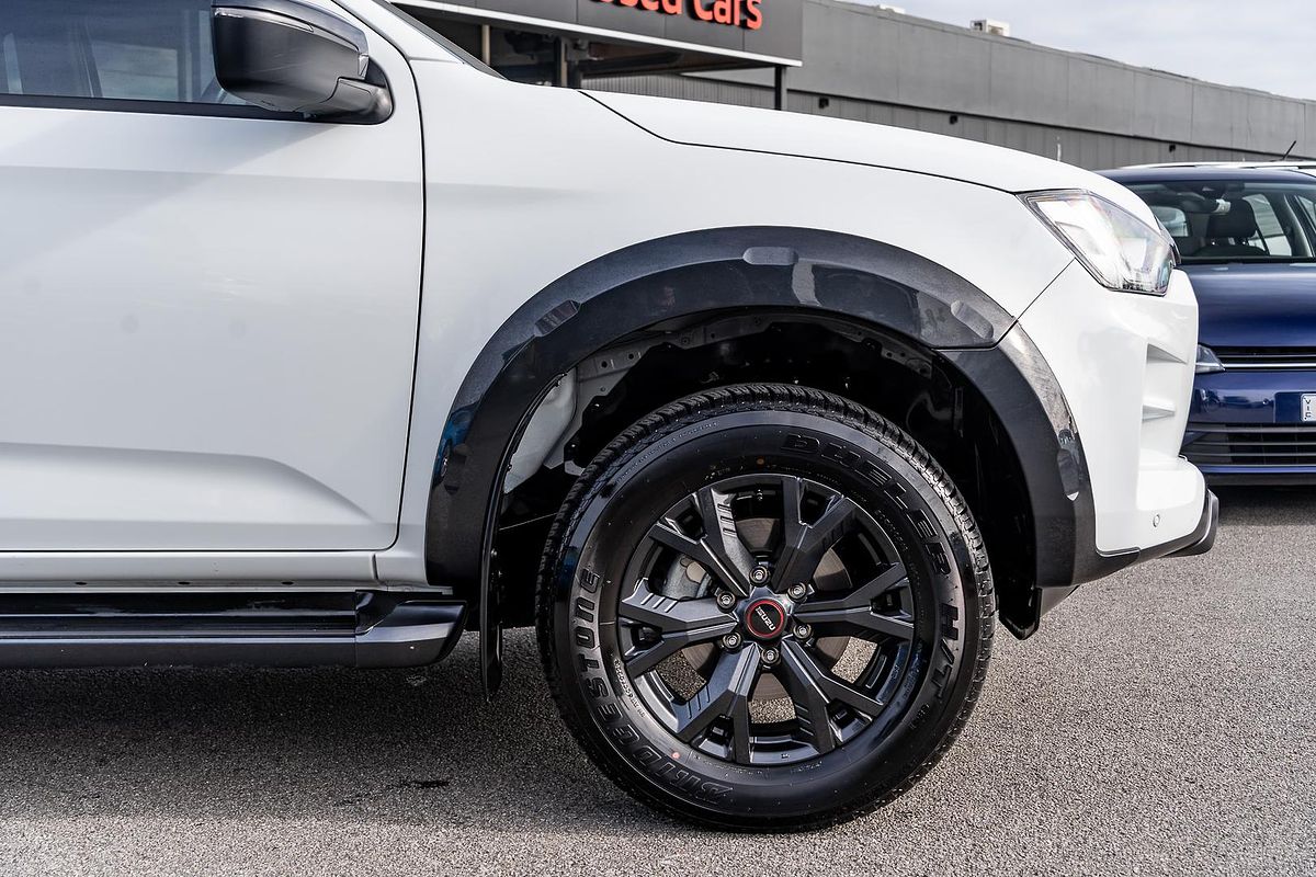 2023 Isuzu D-MAX X-TERRAIN 4X4