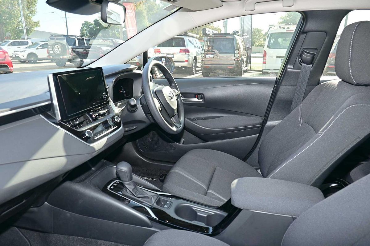 2025 Toyota Corolla Ascent Sport Hybrid ZWE219R