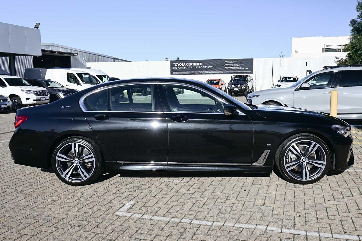 2018 BMW 7 Series 740e iPerformance G11