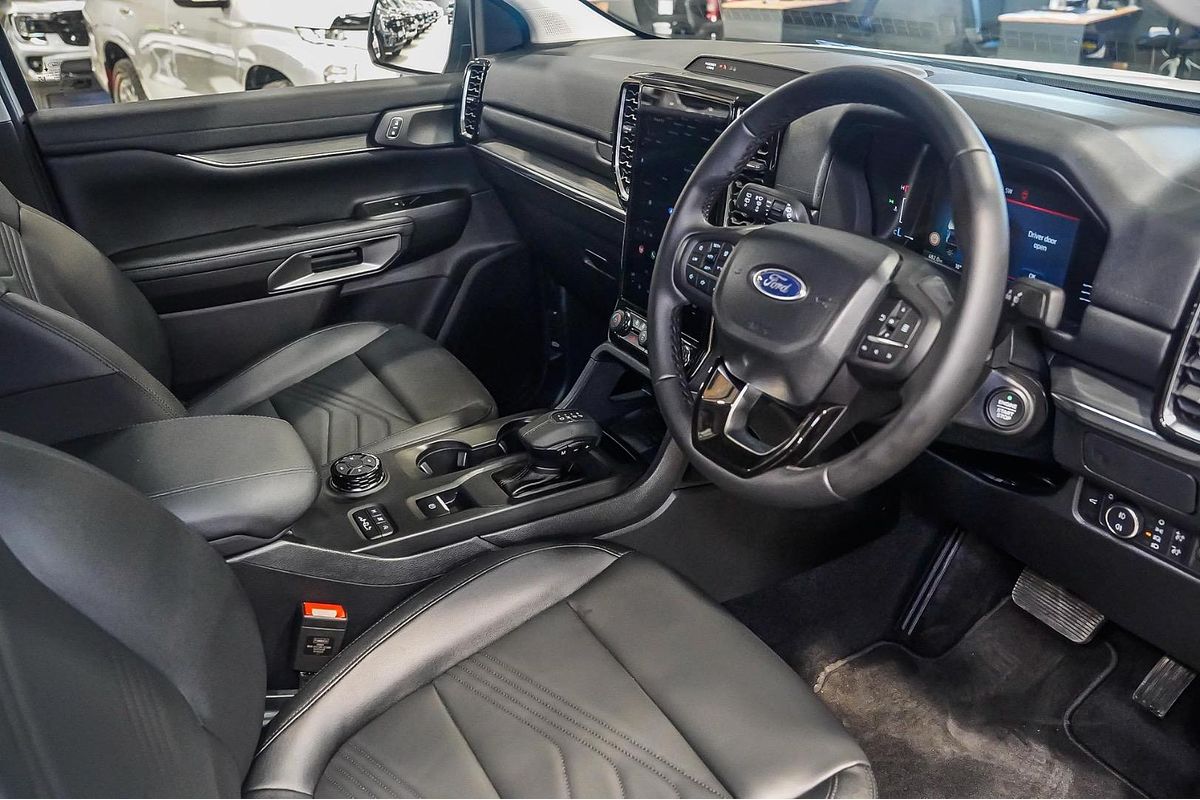 2025 Ford Everest Trend 2.0L