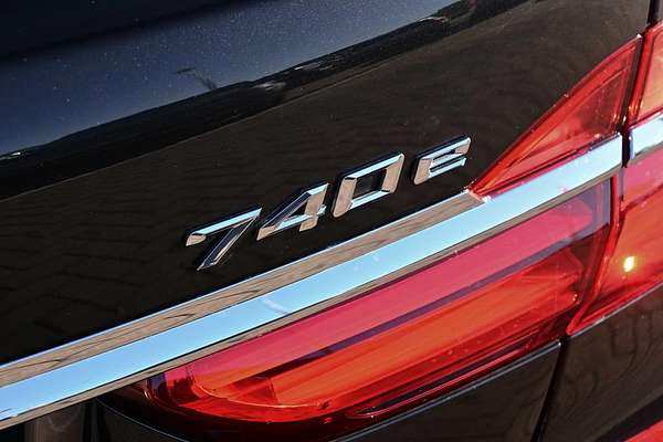 2018 BMW 7 Series 740e iPerformance G11
