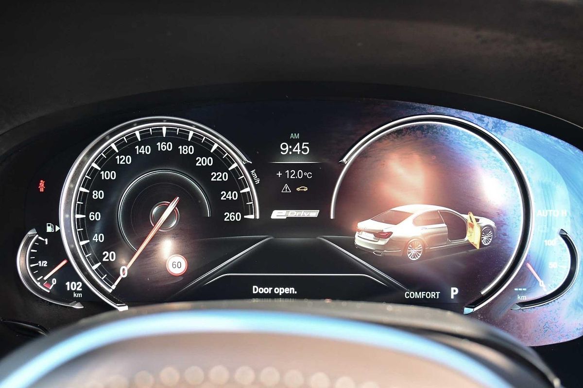2018 BMW 7 Series 740e iPerformance G11