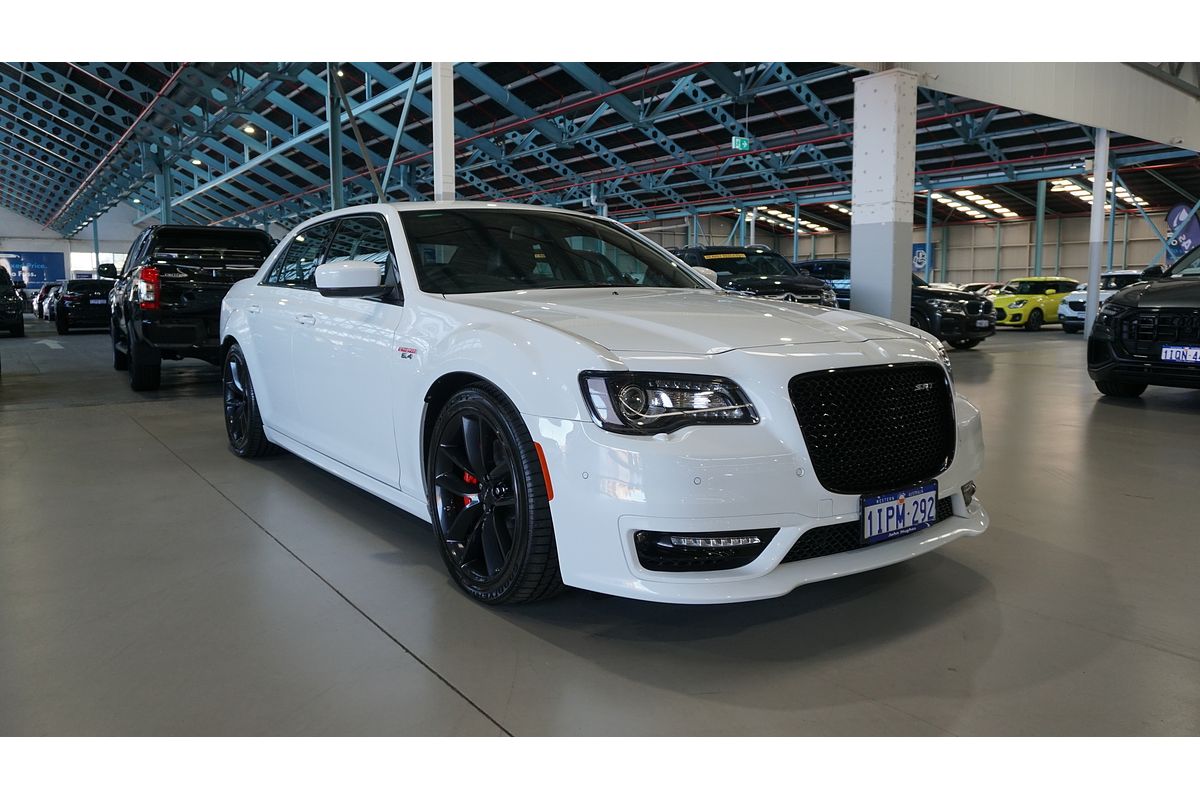 2021 Chrysler 300 SRT LX