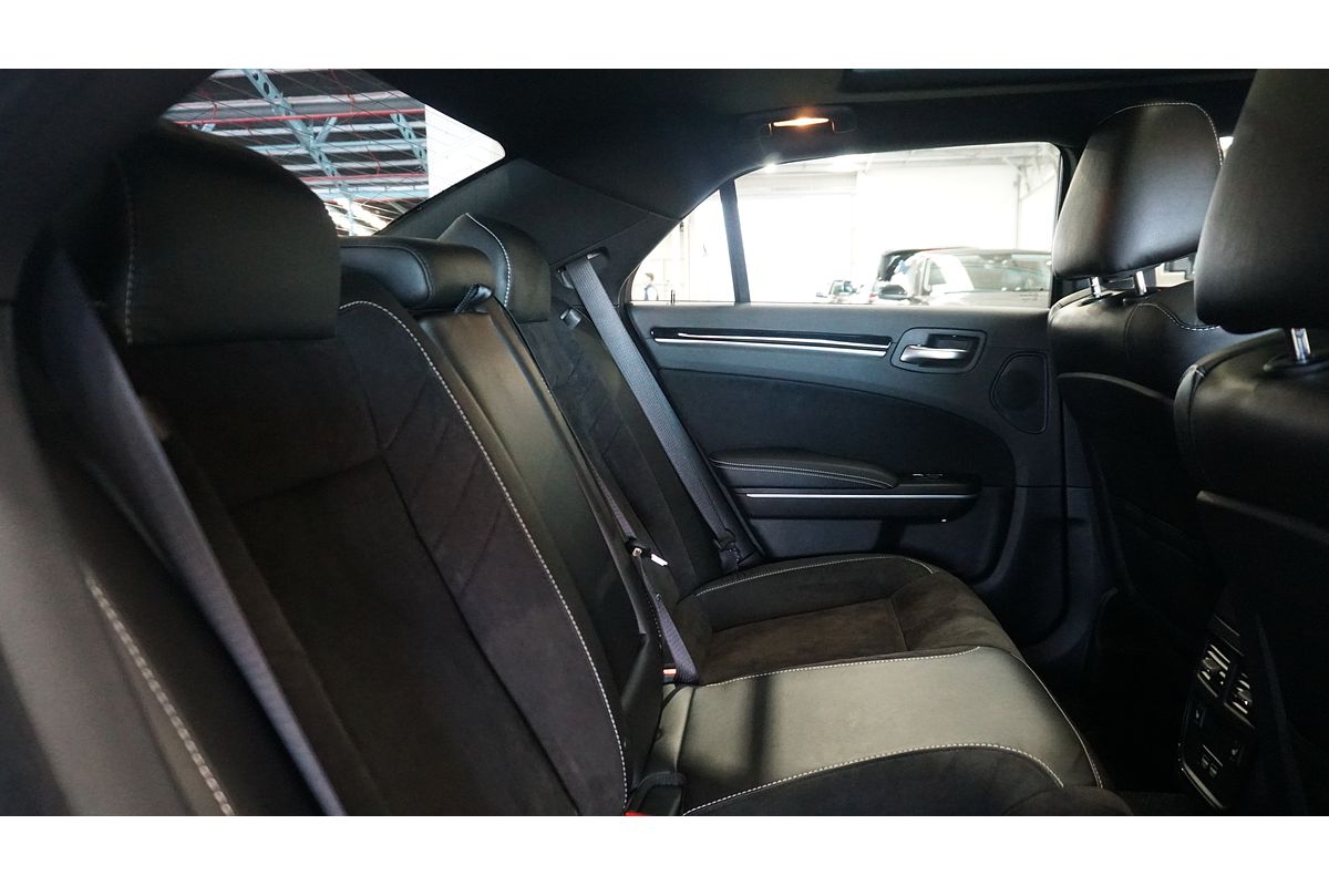 2021 Chrysler 300 SRT LX