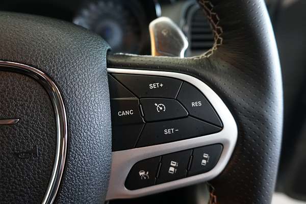 2021 Chrysler 300 SRT LX