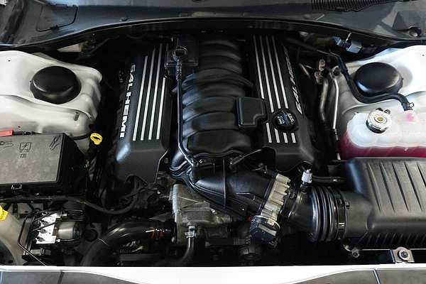 2021 Chrysler 300 SRT LX