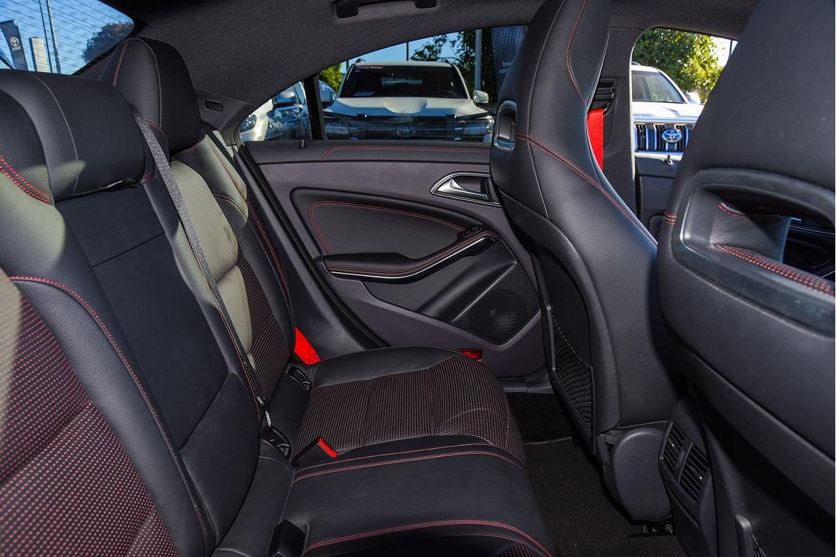 2014 Mercedes-Benz CLA-Class CLA250 Sport C117