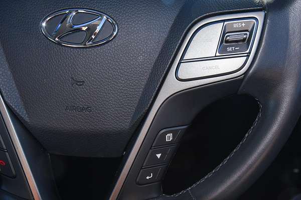 2017 Hyundai Santa Fe Elite DM3 Series II