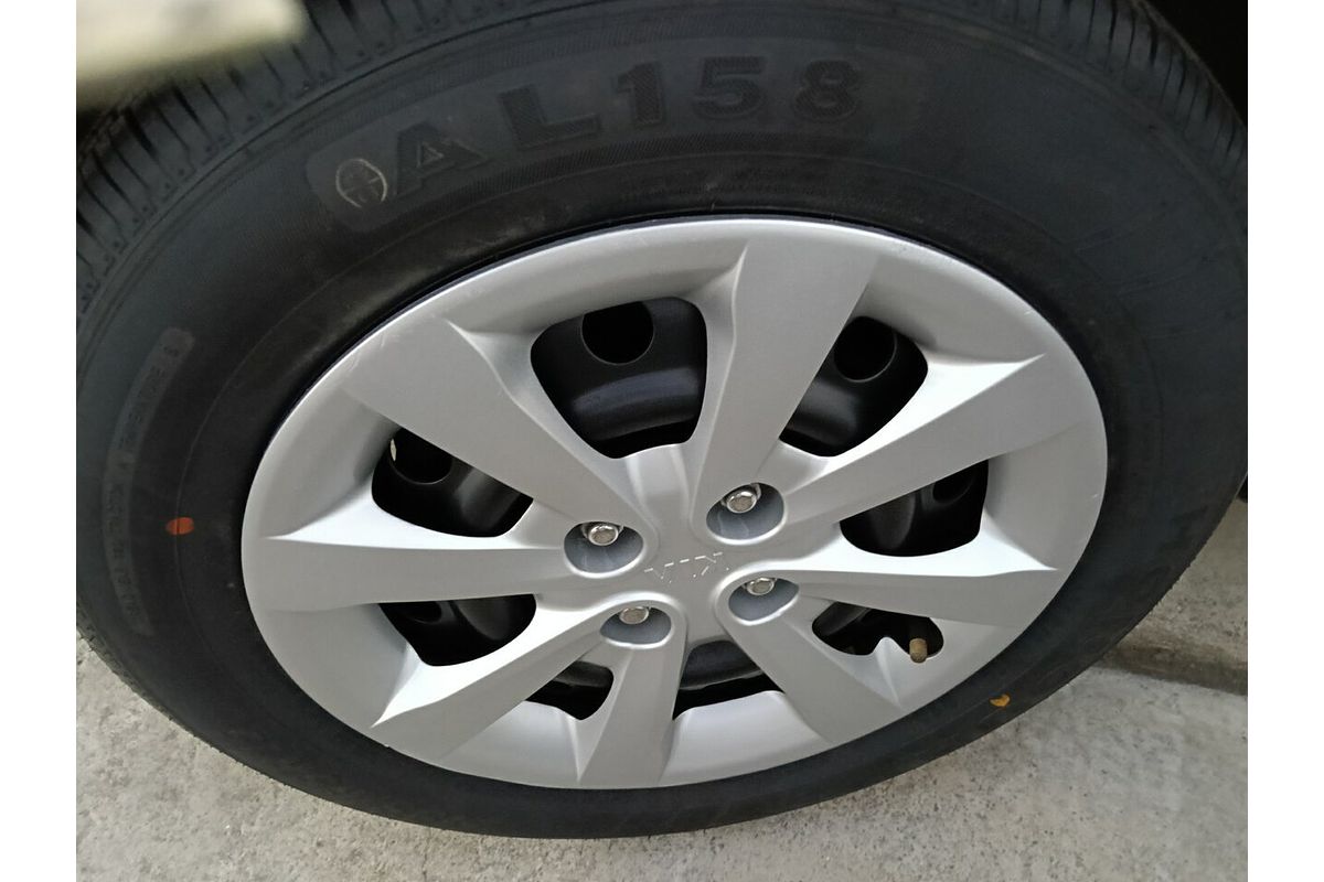 2015 Kia Rio S UB