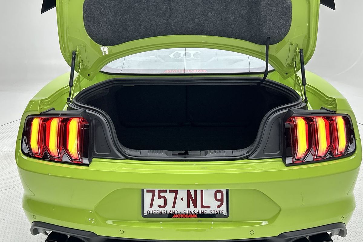 2020 Ford Mustang R-SPEC FN